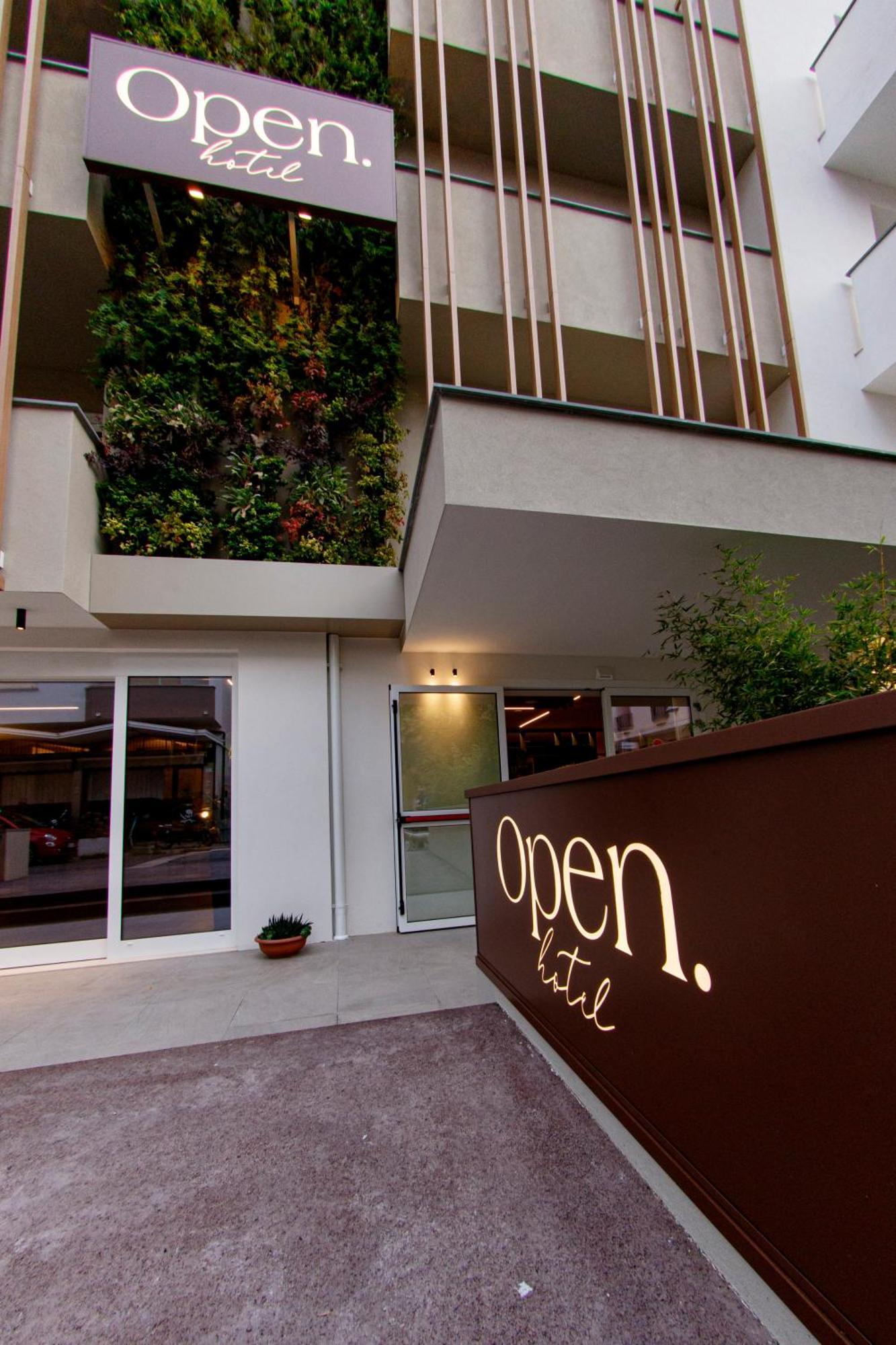 Hotel Open Rímini